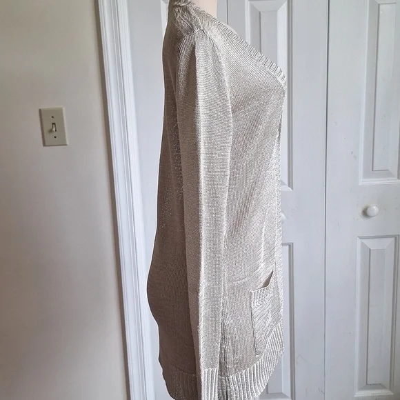 🎁Chic Metallic Cardigan Sweater Size M FREE with any Bundle Purchase - Picture 4 of 13